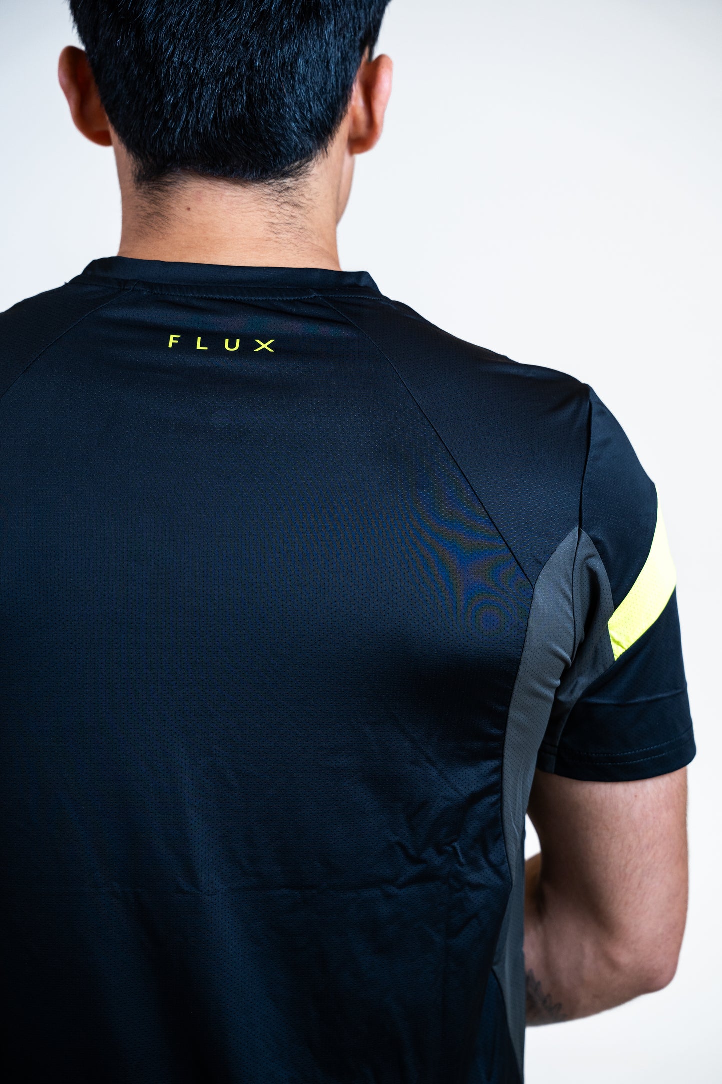 SS25 Curve T-Shirt - Black/Neon