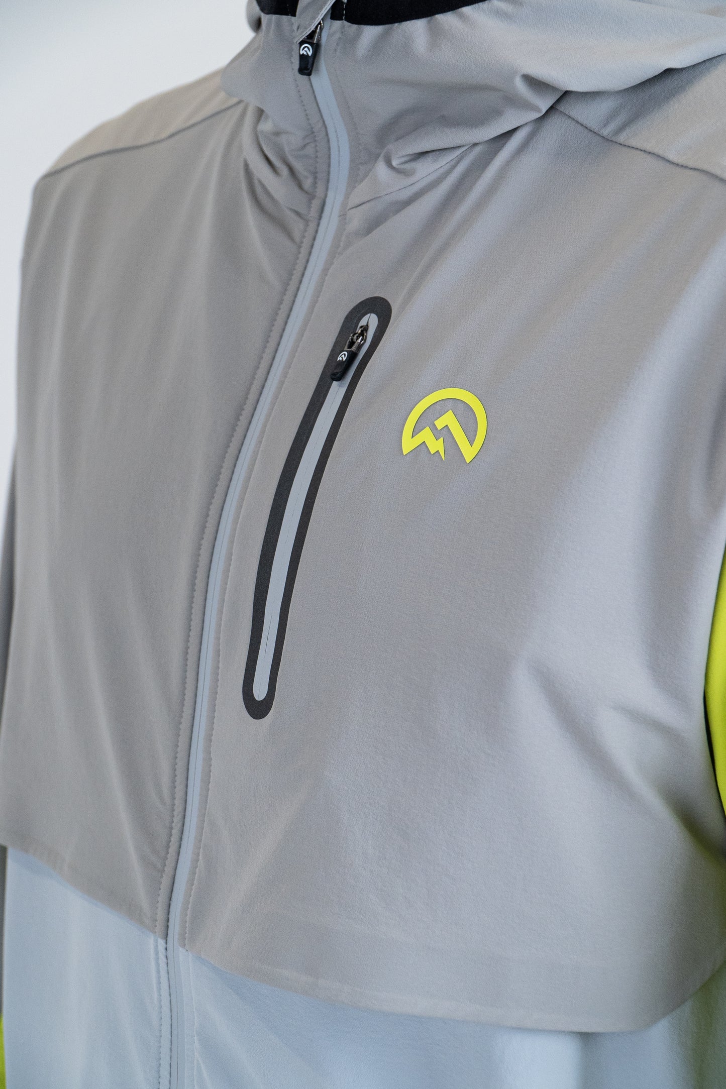 SS25 Versatility Jacket - Silver/Neon