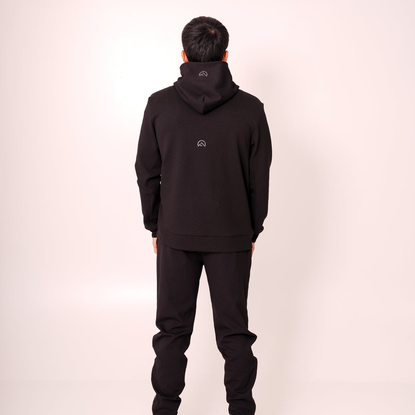 AW25 Velar Pants - Black