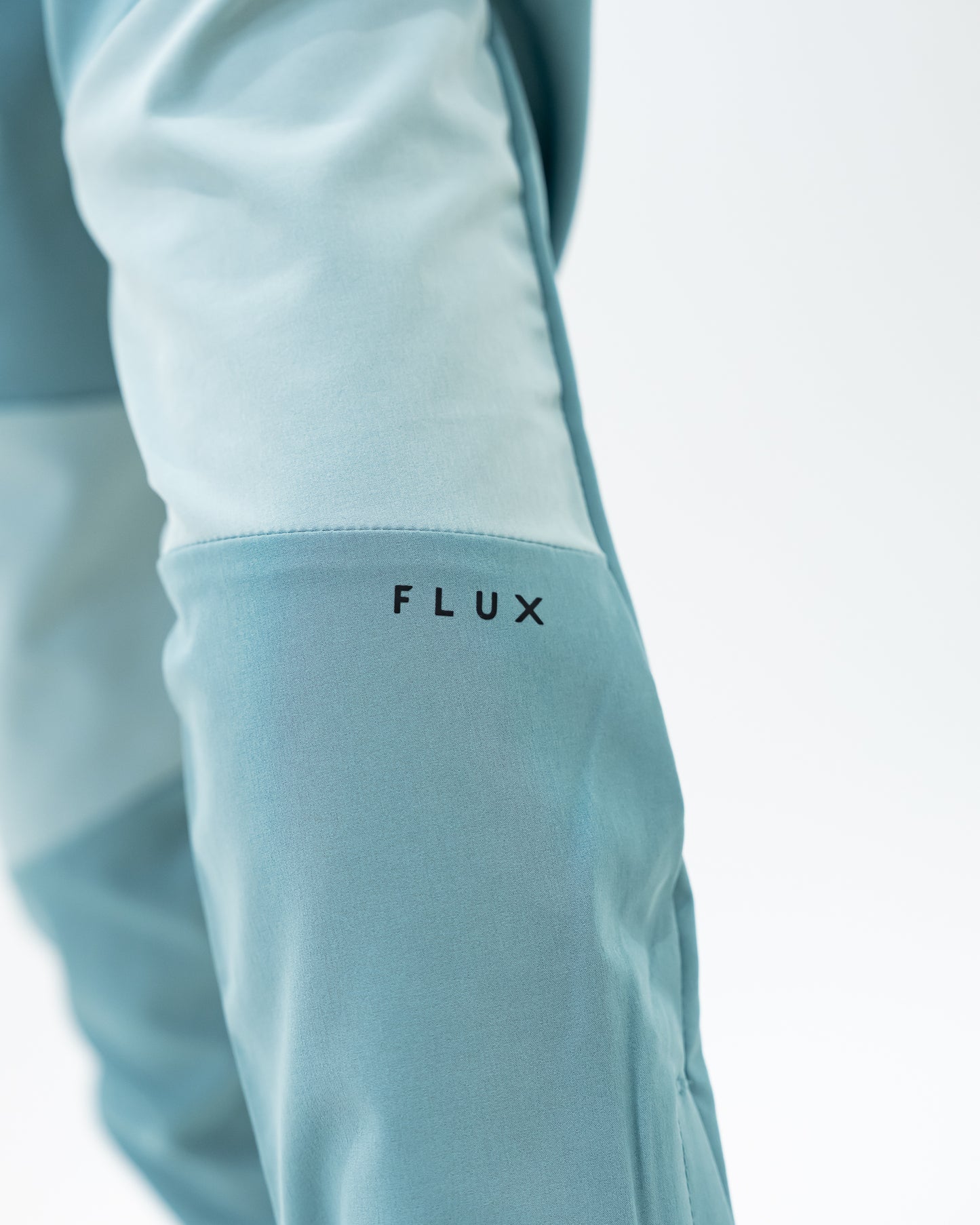 Junior SS26 Gradient Pants - Sage Green