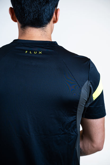 SS25 Curve Shorts - Black/Neon