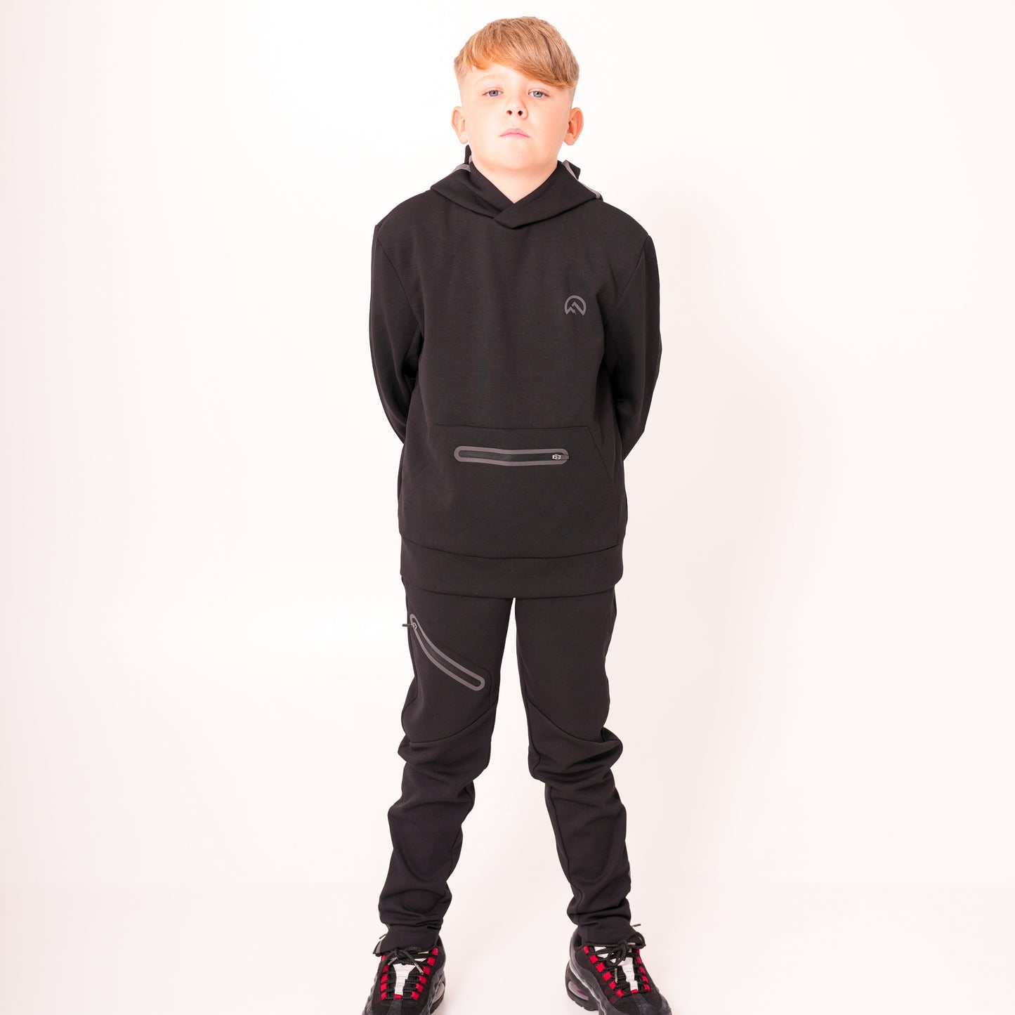 Junior AW25 Velar Hoodie - Black