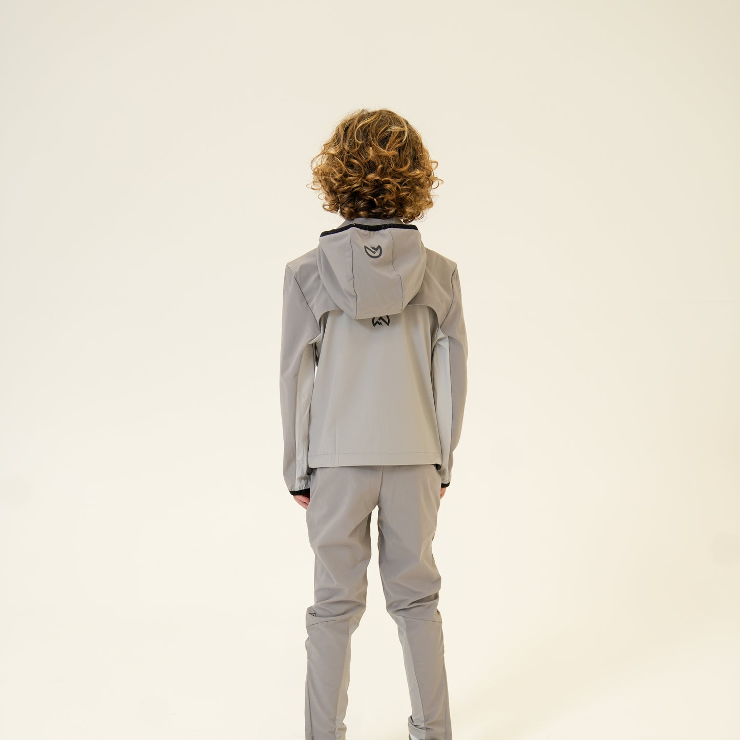Junior AW25 Versatility Jacket - Concrete