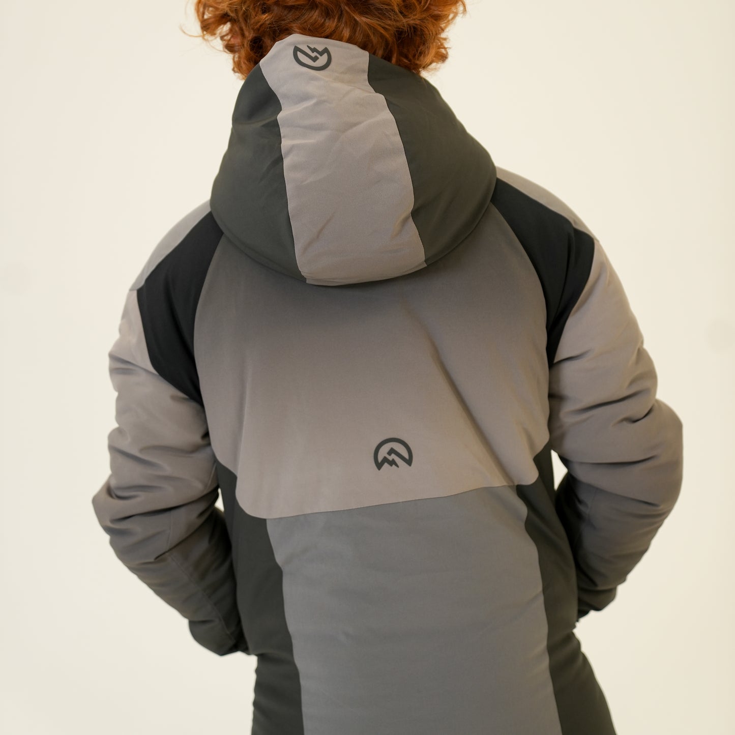 AW25 Junior Axium Jacket - Black/Anthracite